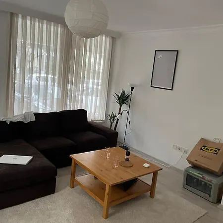 Appartamento 250 M Walking Distance To Metro *